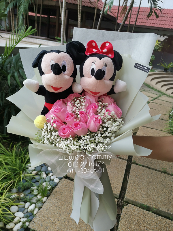 Roses with Micky + Minnie Bouquet